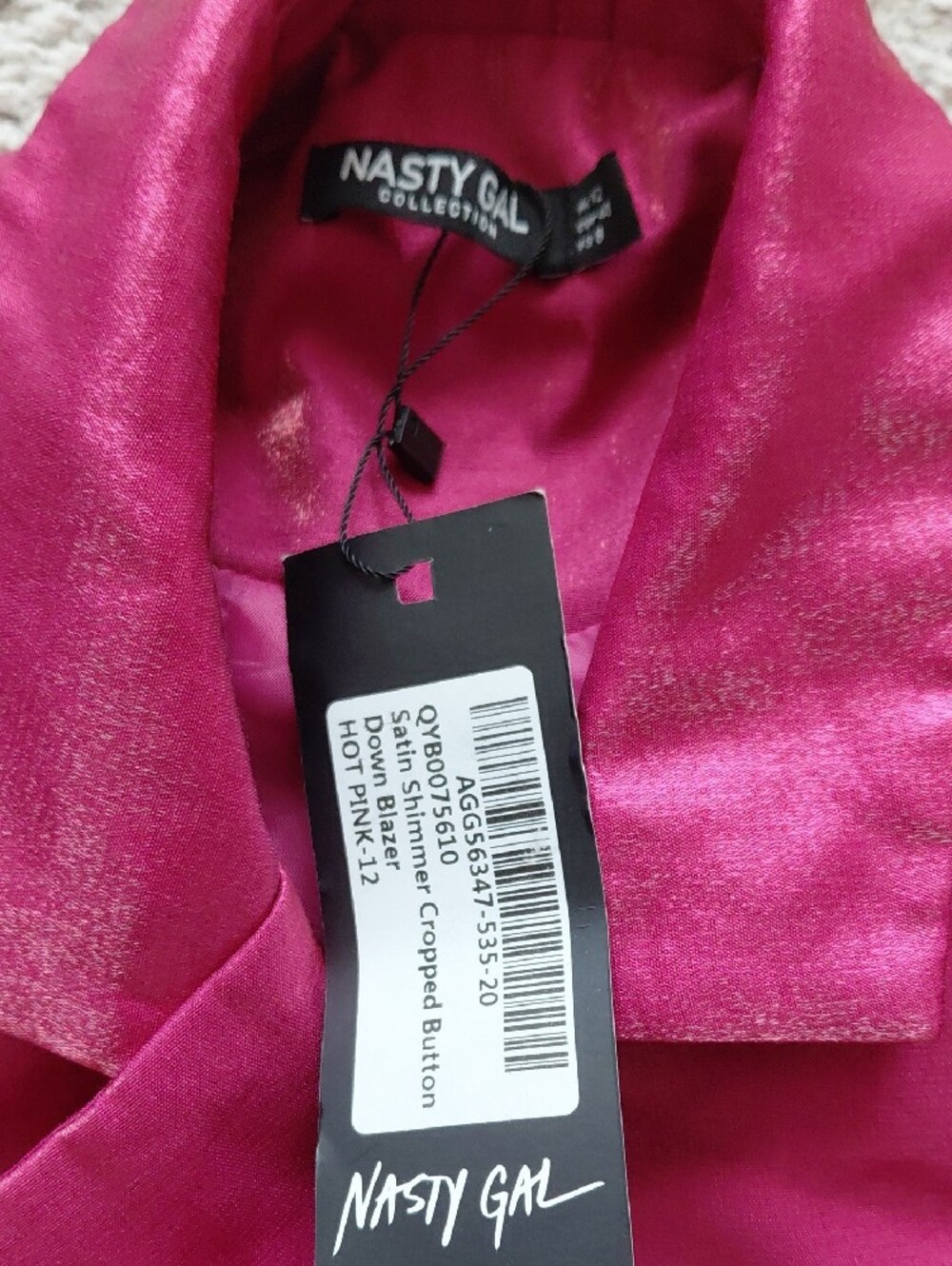 Nasty Gal Cropped Fuchsia Blazer - Picture 2 of 5